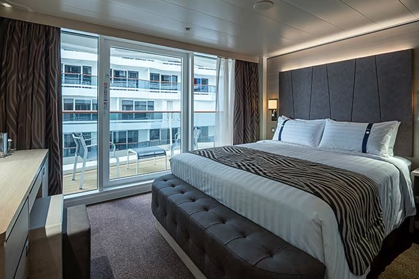 MSC WORLD ASIA - PV